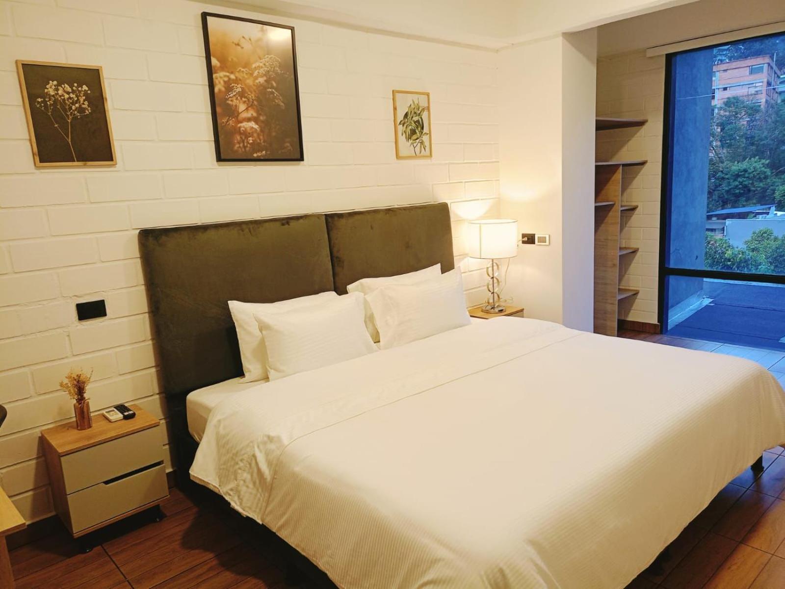 Hotel Provenza Garden Medellín Eksteriør billede