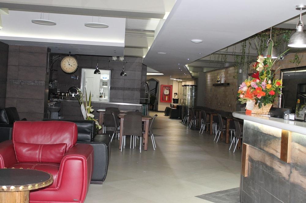 Hotel Provenza Garden Medellín Eksteriør billede